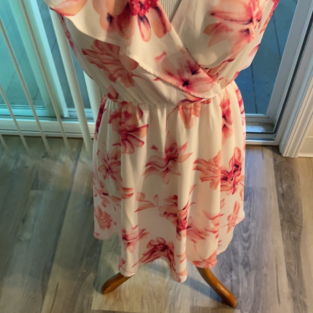 Open Back Dress - Picture 3 of 4